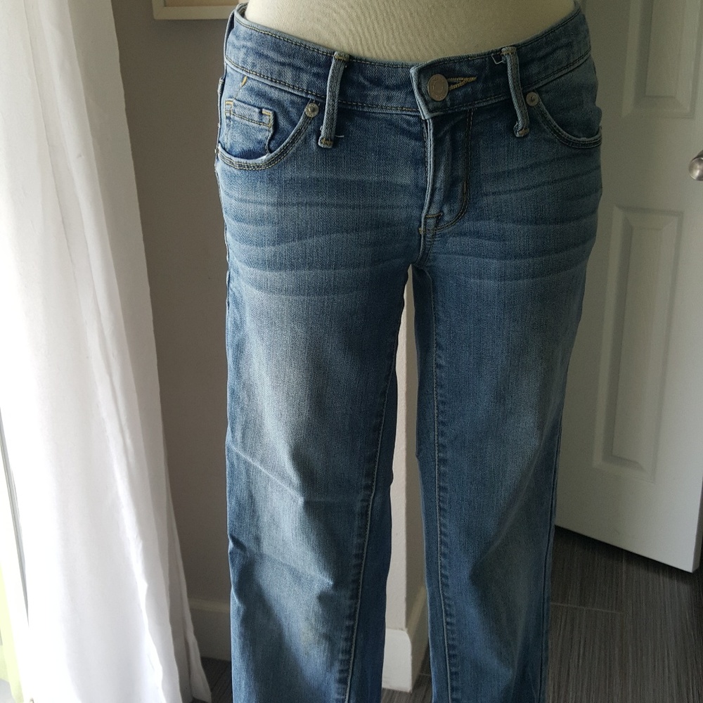 Mossimo mid rise straight leg jeans, size 25